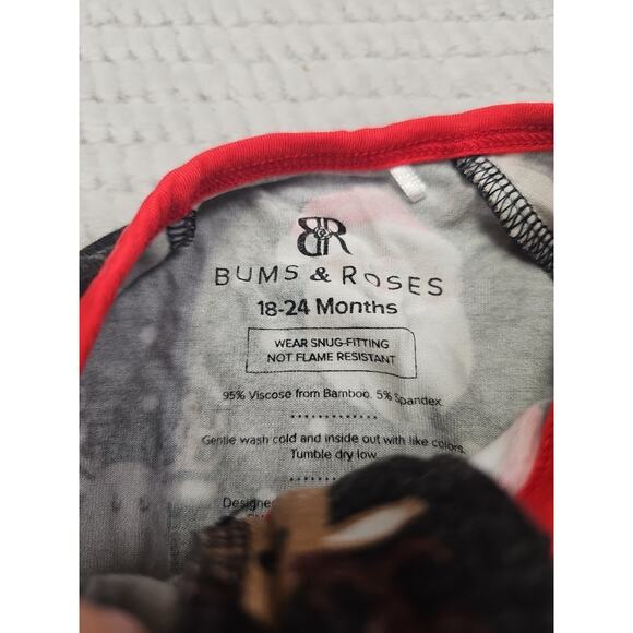 Bums & Roses Pajama Romper Size 18/24 Months Santa Reindeer Full Zip - Picture 4 of 6